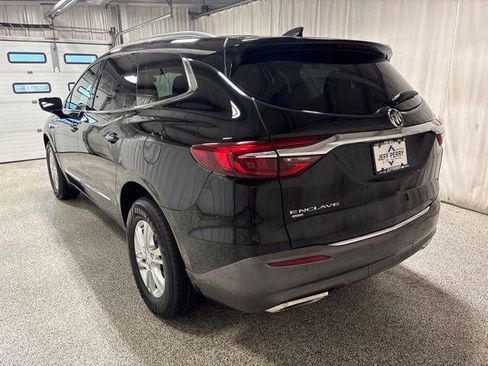 Used 2021 Buick Enclave Essence w/ Sound and Sites Package AWD/4WD image 6
