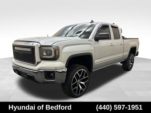 Used 2015 GMC Sierra 1500 SLE w/ SLE Value Package AWD/4WD image 1