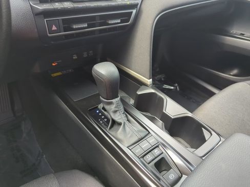 Used 2025 Toyota Camry LE image 21