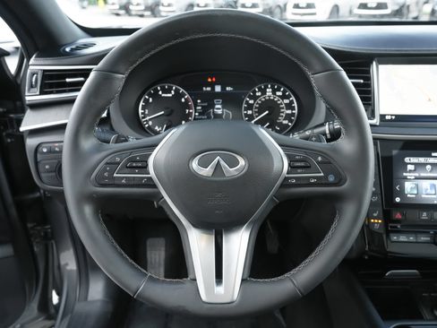 Used 2023 INFINITI QX55 Sensory w/ Lighting Package AWD/4WD image 9