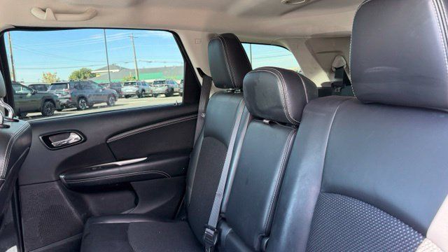 Used 2018 Dodge Journey Crossroad AWD/4WD image 9