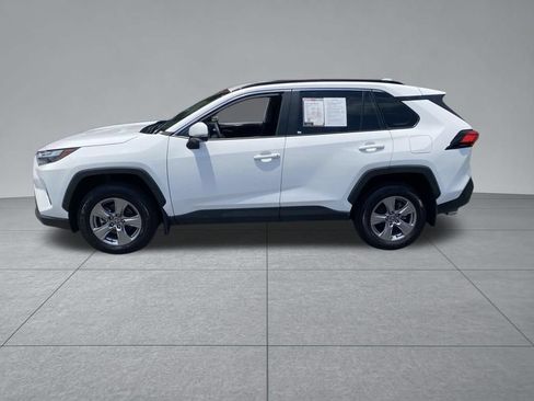 Used 2025 Toyota RAV4 XLE FWD image 4
