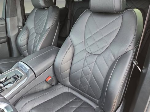 Used 2023 BMW X5 xDrive40i w/ Premium Package image 15