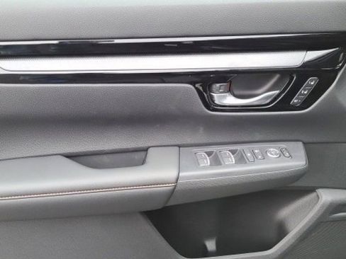 Used 2025 Honda CR-V Sport Touring image 22