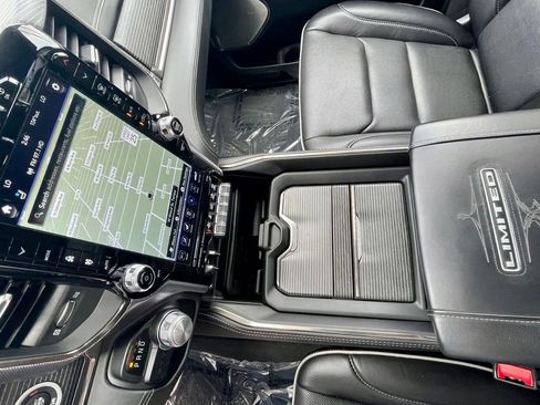 Used 2020 RAM 1500 Limited image 14