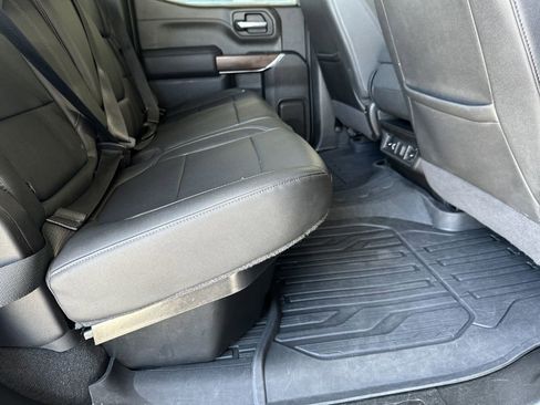 Used 2021 GMC Sierra 1500 SLT image 34