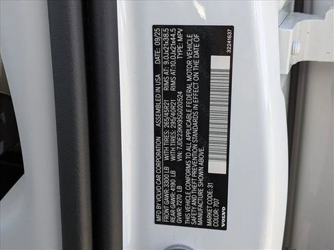 New 2025 Volvo EX90 Plus w/ Protection Package Premier image 19