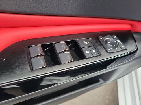 Used 2024 Lexus ES 350 F Sport image 17