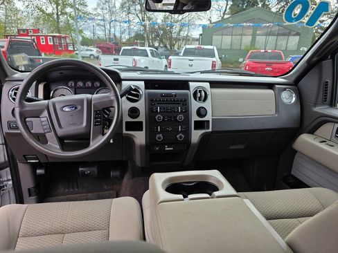 Used 2010 Ford F150 XLT image 5