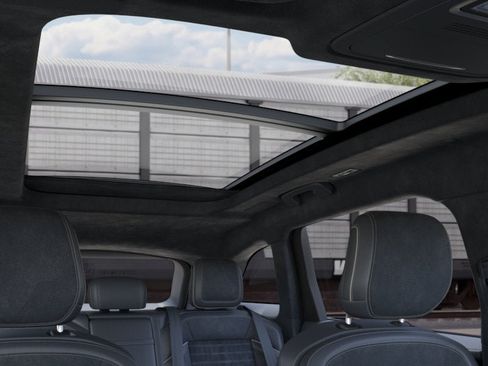 New 2026 Lincoln Nautilus Black Label AWD/4WD image 22