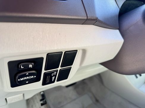 Used 2010 Toyota Prius Two image 15