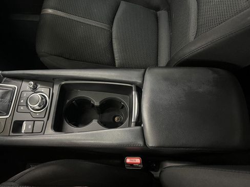 Used 2018 MAZDA MAZDA3 Sport w/ Preferred Equipment Package image 23