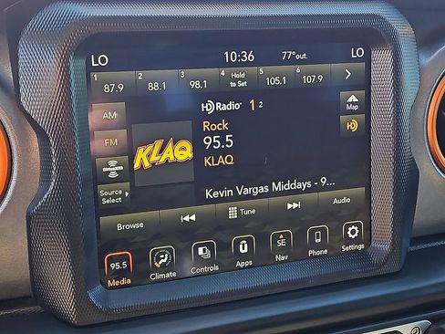 Used 2021 Jeep Gladiator Mojave image 21