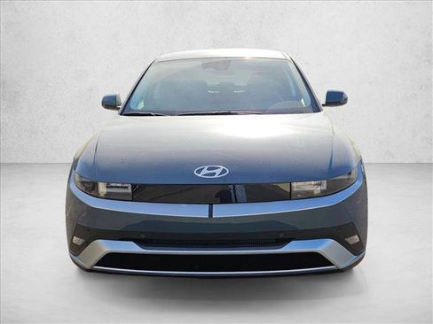 New 2026 Hyundai Ioniq 5 SEL image 3