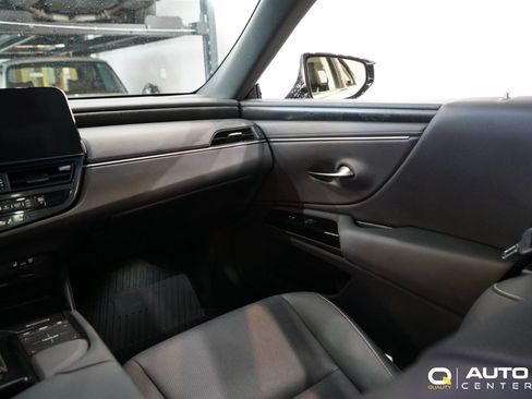 Used 2022 Lexus ES 300h FWD image 23