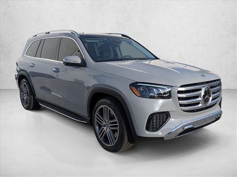 New 2026 Mercedes-Benz GLS 450 4MATIC image 6