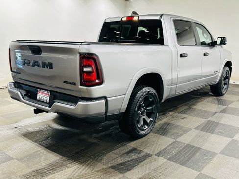 Used 2025 RAM 1500 Big Horn AWD/4WD image 6