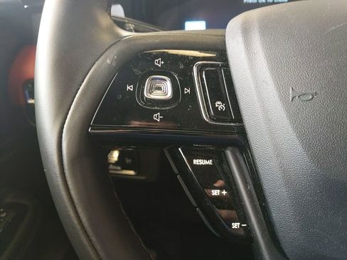 Certified 2025 Lincoln Corsair Grand Touring AWD/4WD image 16