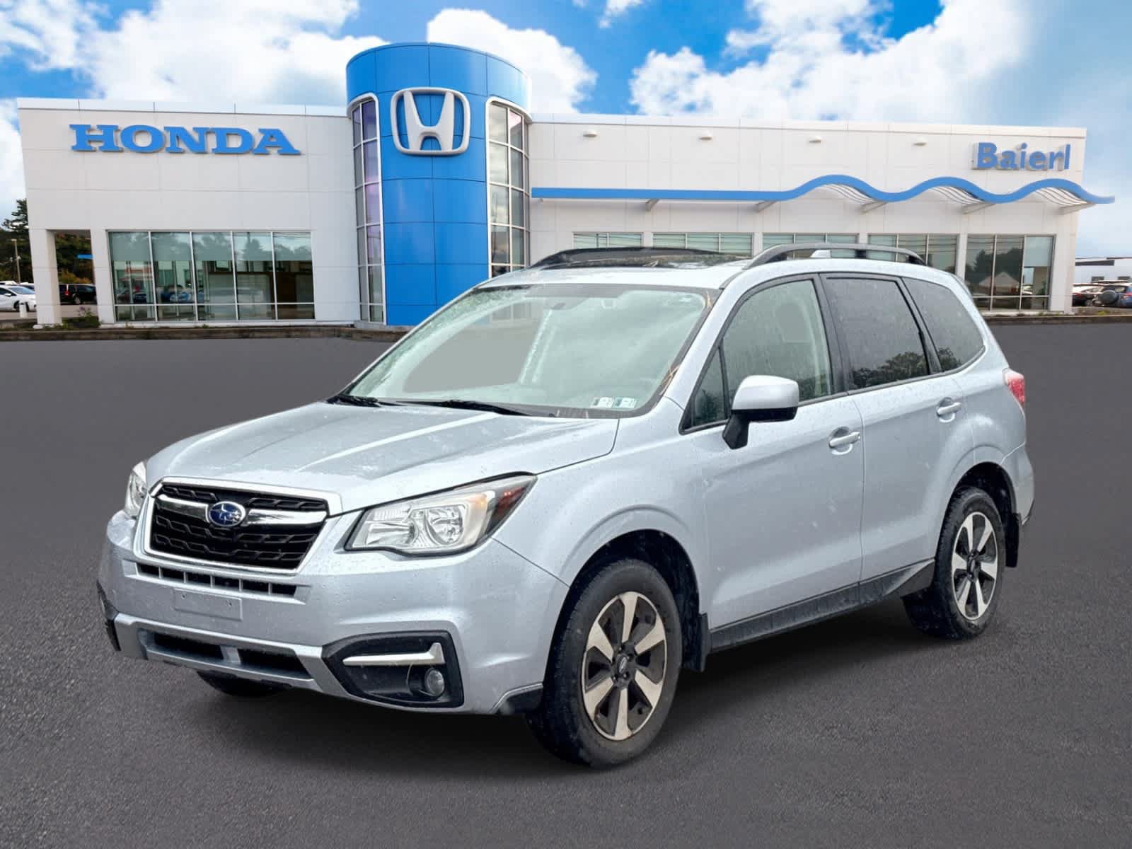 Used 2017 Subaru Forester 2.5i Premium AWD/4WD image 1