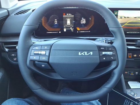 New 2026 Kia Sportage EX FWD image 23