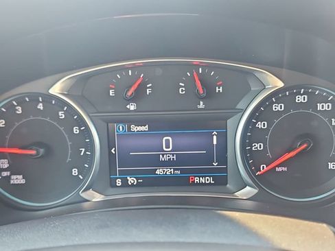 Used 2019 Chevrolet Equinox LT FWD image 16