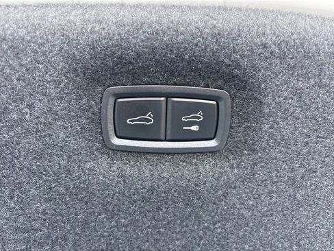 Used 2022 Audi e-tron GT Premium Plus image 9