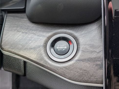 New 2025 Jeep Grand Cherokee Limited image 19