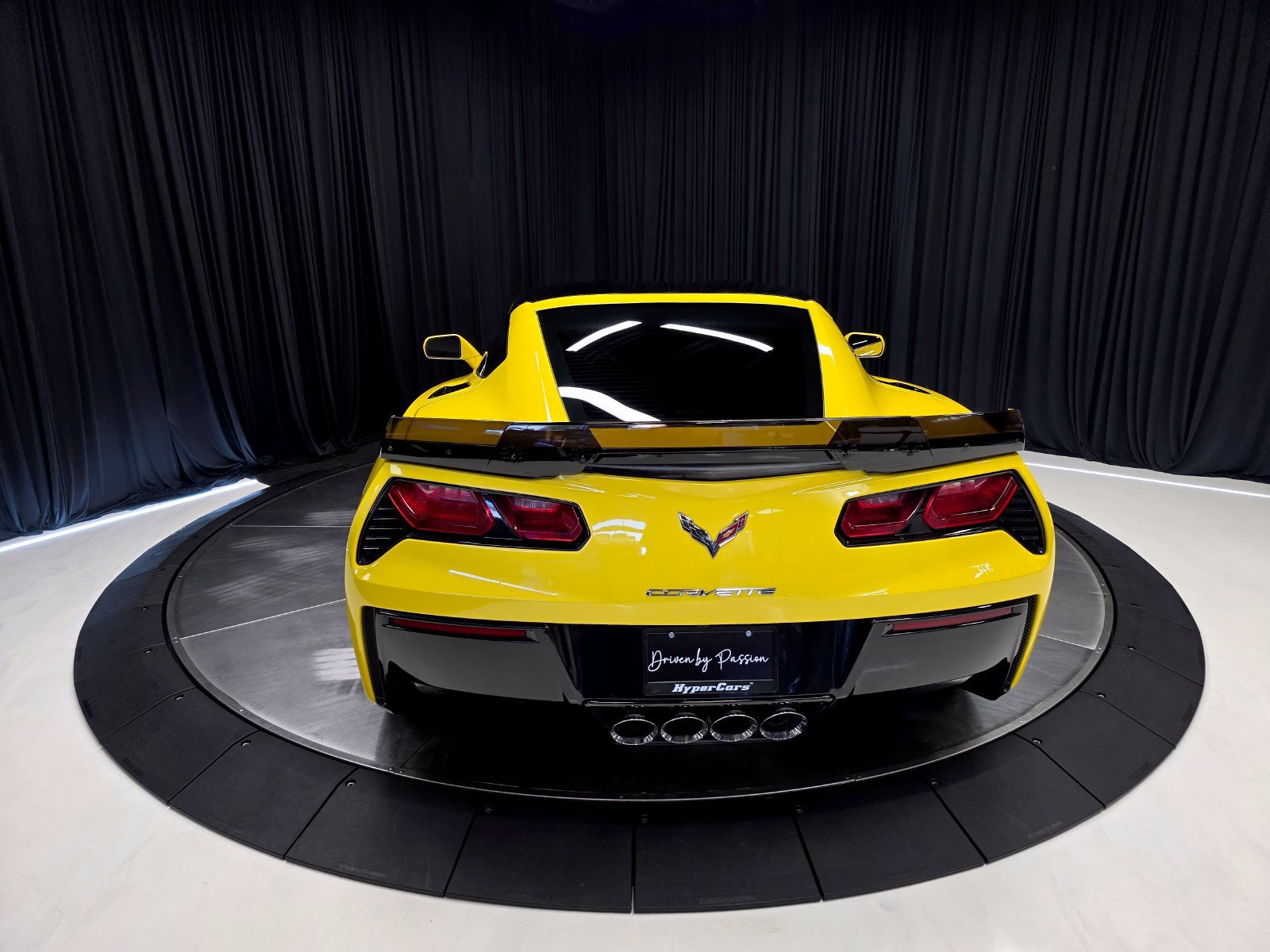 Used 2016 Chevrolet Corvette Stingray Coupe w/ 3LT Preferred Equipment Group RWD image 12