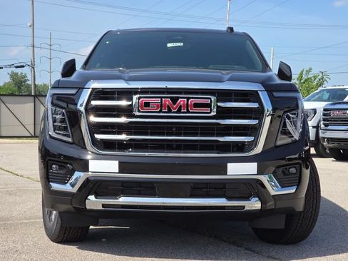 New 2026 GMC Yukon Elevation w/ Elevation Premium Package AWD/4WD image 17