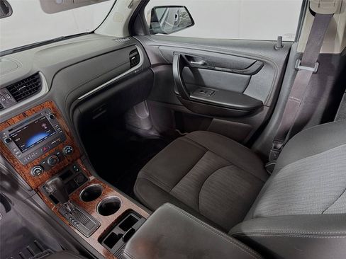 Used 2014 Chevrolet Traverse LT AWD/4WD image 27