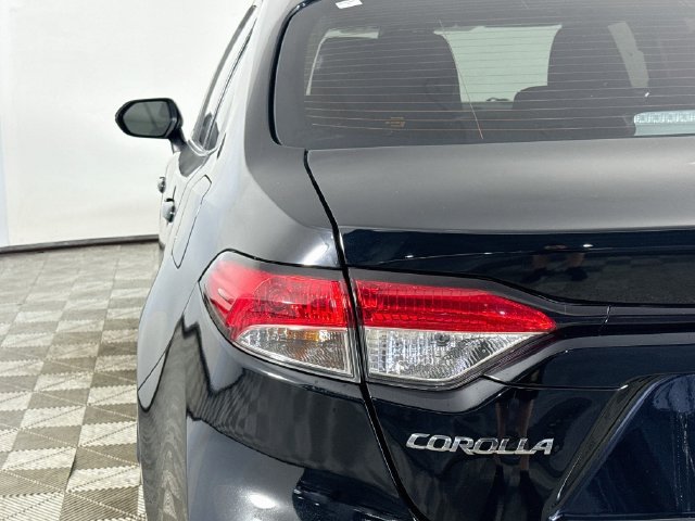 Used 2024 Toyota Corolla LE FWD image 34