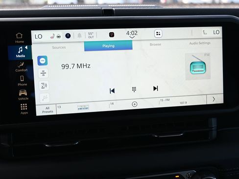 New 2025 Jeep Gladiator Sport image 15