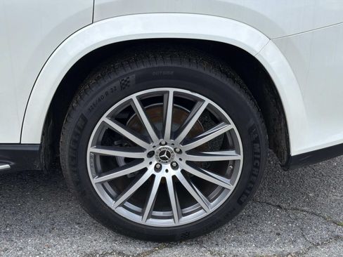 Used 2022 Mercedes-Benz GLS 450 4MATIC image 3