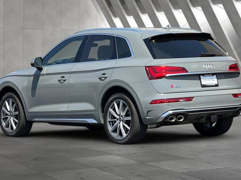 Used 2022 Audi SQ5 Premium w/ Convenience Package image 6