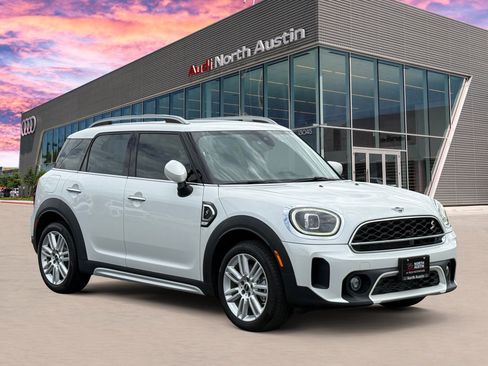 Used 2024 MINI Cooper Countryman S FWD image 4