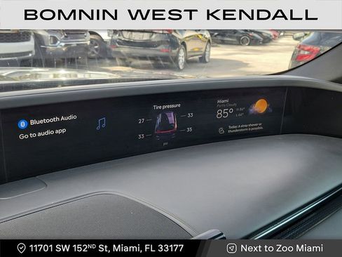 Used 2024 Lincoln Nautilus Reserve w/ Equipment Group 202A image 15