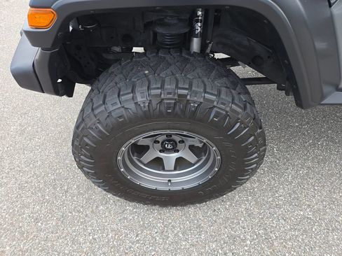 Used 2021 Jeep Wrangler Sport AWD/4WD image 15