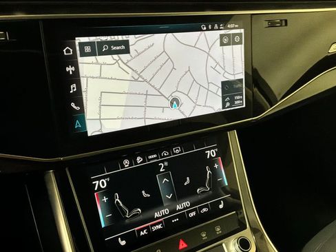 Used 2023 Audi Q7 2.0T Premium w/ Convenience Package image 2