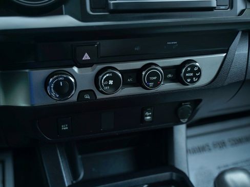 Used 2019 Toyota Tacoma SR w/ SR Convenience Package image 16