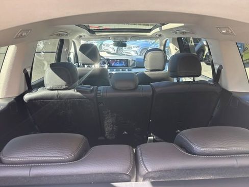 New 2026 Mercedes-Benz GLS 450 4MATIC image 8