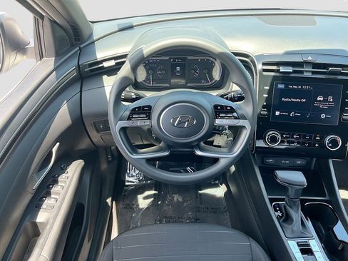Used 2023 Hyundai Santa Cruz SE AWD/4WD image 20