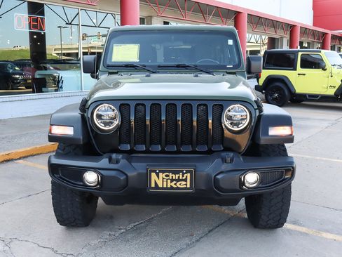 Used 2021 Jeep Wrangler Unlimited Sport image 3