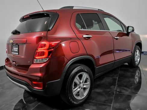 Used 2020 Chevrolet Trax LT w/ Driver Confidence Package AWD/4WD image 10