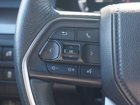Used 2025 Toyota Tacoma SR5 RWD image 10