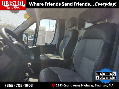 Used 2025 RAM ProMaster 2500 w/ Convenience Group FWD image 14