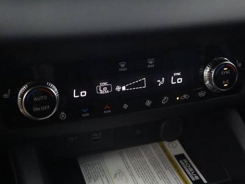 New 2026 Nissan Rogue Platinum AWD/4WD image 16