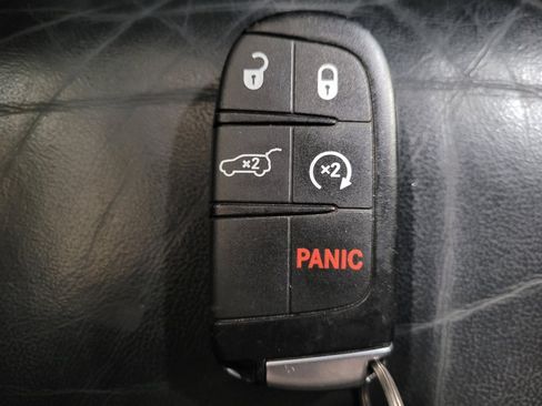 Used 2018 Jeep Grand Cherokee Limited AWD/4WD image 32