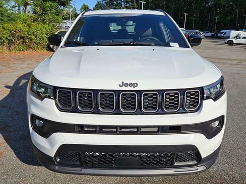 New 2026 Jeep Compass Latitude image 2