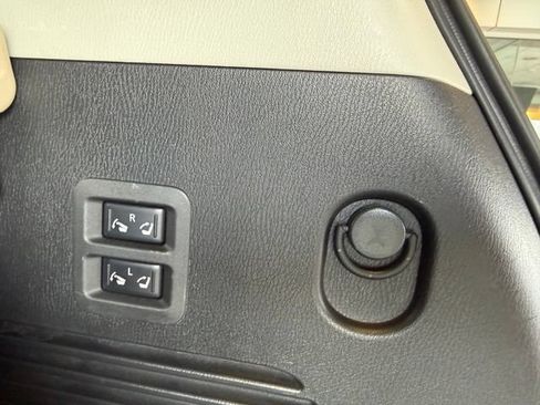 Used 2022 Nissan Armada Platinum AWD/4WD image 20