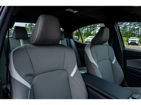 Used 2026 Toyota Camry SE w/ Convenience Package FWD image 17